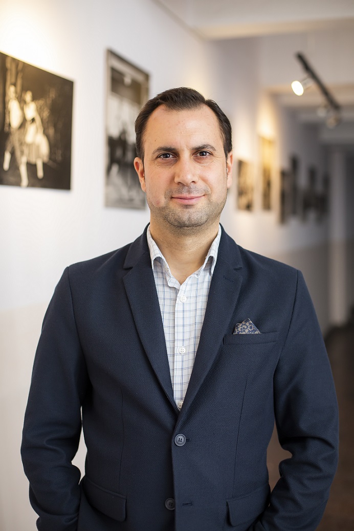 Atilla Çağdaş DEĞER